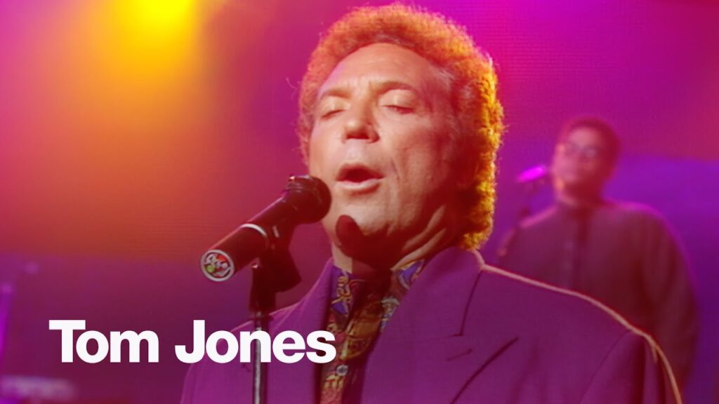 Tom Jones Performs Prince’s “Purple Rain” Accompanied by Pink Floyd’s David Gilmour (1992) Tom Jones Performs Prince's "Purple Rain" Accompanied by Pink Floyd's David Gilmour (1992)