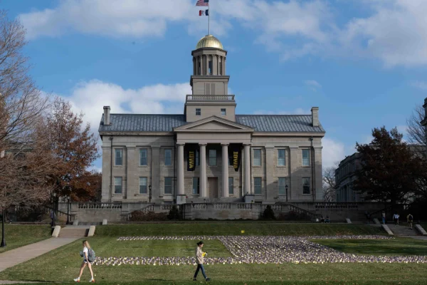 Iowa Lawmakers Seek to End Student Vote on Board of Regents Iowa Lawmakers Seek to End Student Vote on Board of Regents