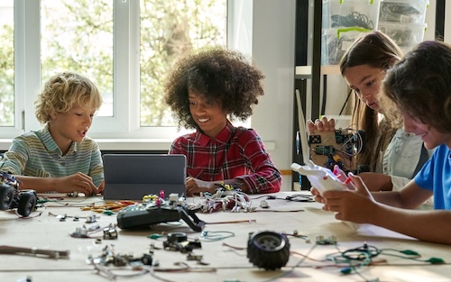 Fueling student passion for STEM with project-based learning Through PBL, students actively engage in real-world problems that require them to use STEM concepts to solve complex problems.