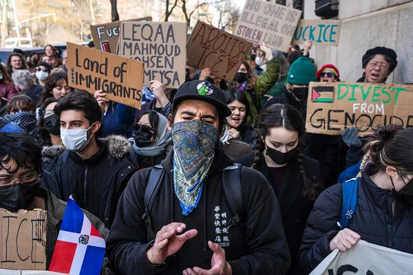 If ICE Won’t Show a Warrant, What Can Campuses Do? If ICE Won’t Show a Warrant, What Can Campuses Do?