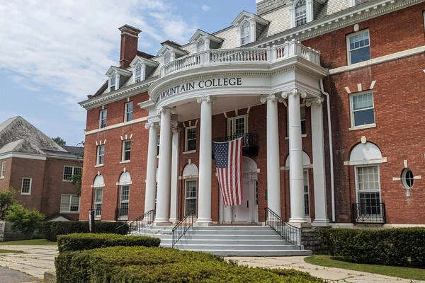 Owner Wants to Give Away Green Mountain Campus Owner Wants to Give Away Green Mountain Campus