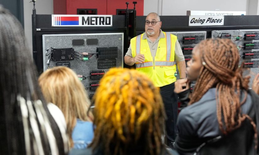 Why Social Capital Is the Missing Link in K-12 and College Curriculum – The 74 Why Social Capital Is the Missing Link in K-12 and College Curriculum – The 74