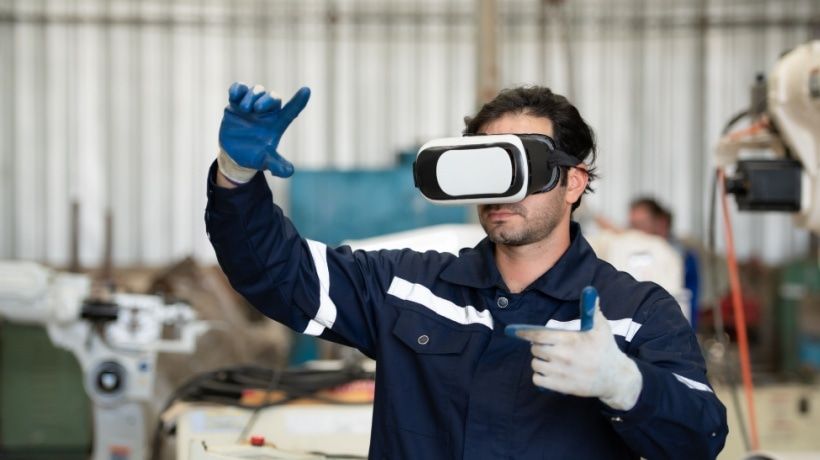 Enterprise VR Training Programs: Why They Fail And How To Fix It Why Most Enterprise VR Training Programs Fail Before They Start (And How To Fix It)