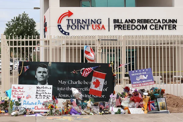 Florida AG Demands Law School Allow Turning Point Chapter Florida AG Demands Law School Allow Turning Point Chapter