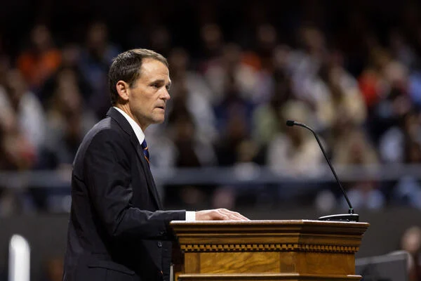 Ousted UVA President Picked as Graduation Weekend Speaker Ousted UVA President Picked as Graduation Weekend Speaker