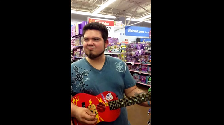 What Happens When a Musician Plays Stevie Ray Vaughan’s “Pride and Joy” on a $25 Kids’ Guitar at Walmart What Happens When a Musician Plays Stevie Ray Vaughan’s “Pride and Joy” on a $25 Kids' Guitar at Walmart